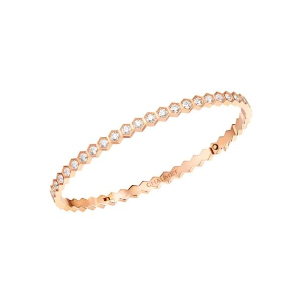 Bracelet Bee My Love de la marque Chaumet, en forme d'alvéoles, en or rose et diamants